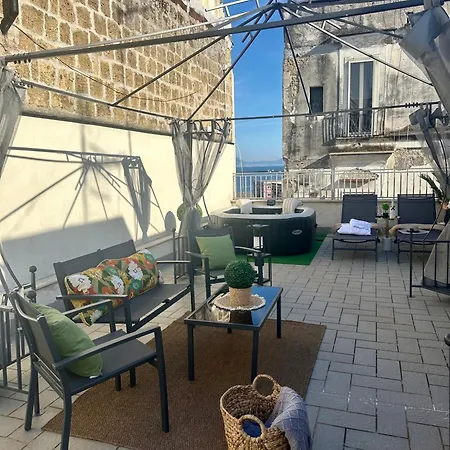 Aparthotel Palazzorefici Neapel