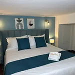 Palazzorefici 4* Nápoles