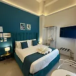 Palazzorefici 4* Nápoles