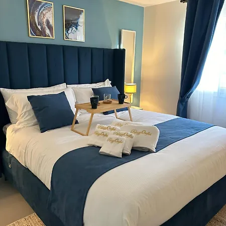 Palazzorefici 公寓式酒店 4*