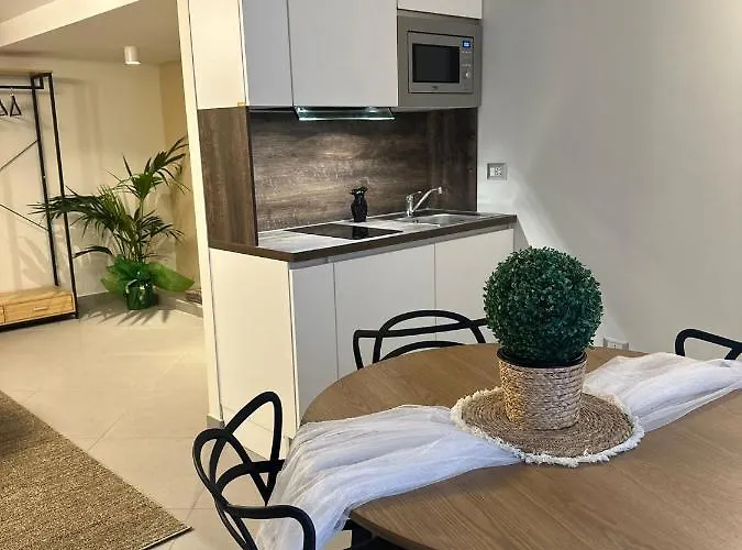 Palazzorefici 4* Νάπολη