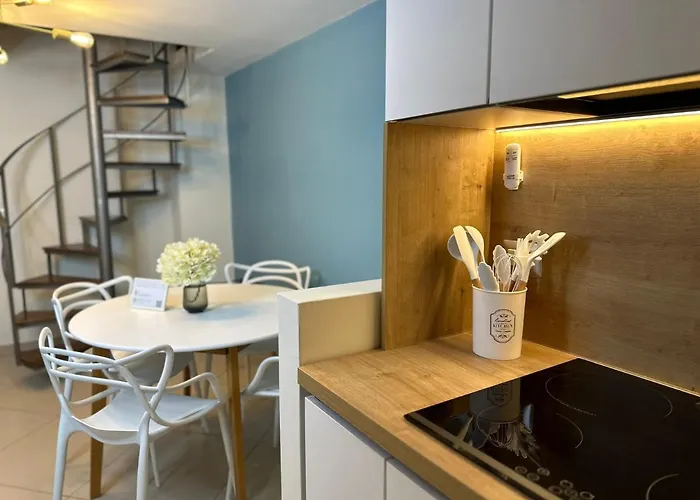 Ξενοδοχείο με διαμερίσματα Palazzorefici