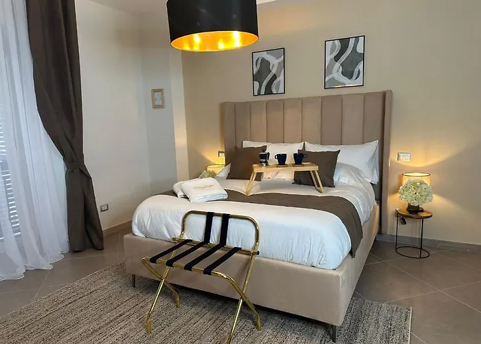 Ξενοδοχείο με διαμερίσματα Palazzorefici 4*