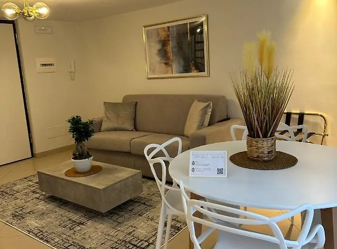 Palazzorefici Ξενοδοχείο με διαμερίσματα Νάπολη